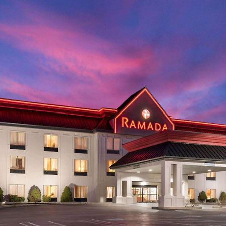 Ramada By Wyndham Harrisburg/Hershey Area Ngoại thất bức ảnh