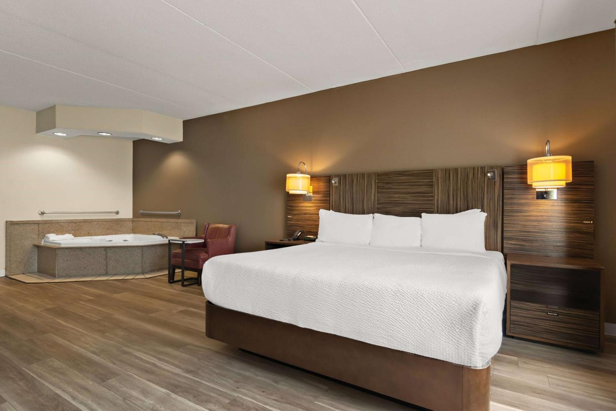 Ramada By Wyndham Harrisburg/Hershey Area Ngoại thất bức ảnh