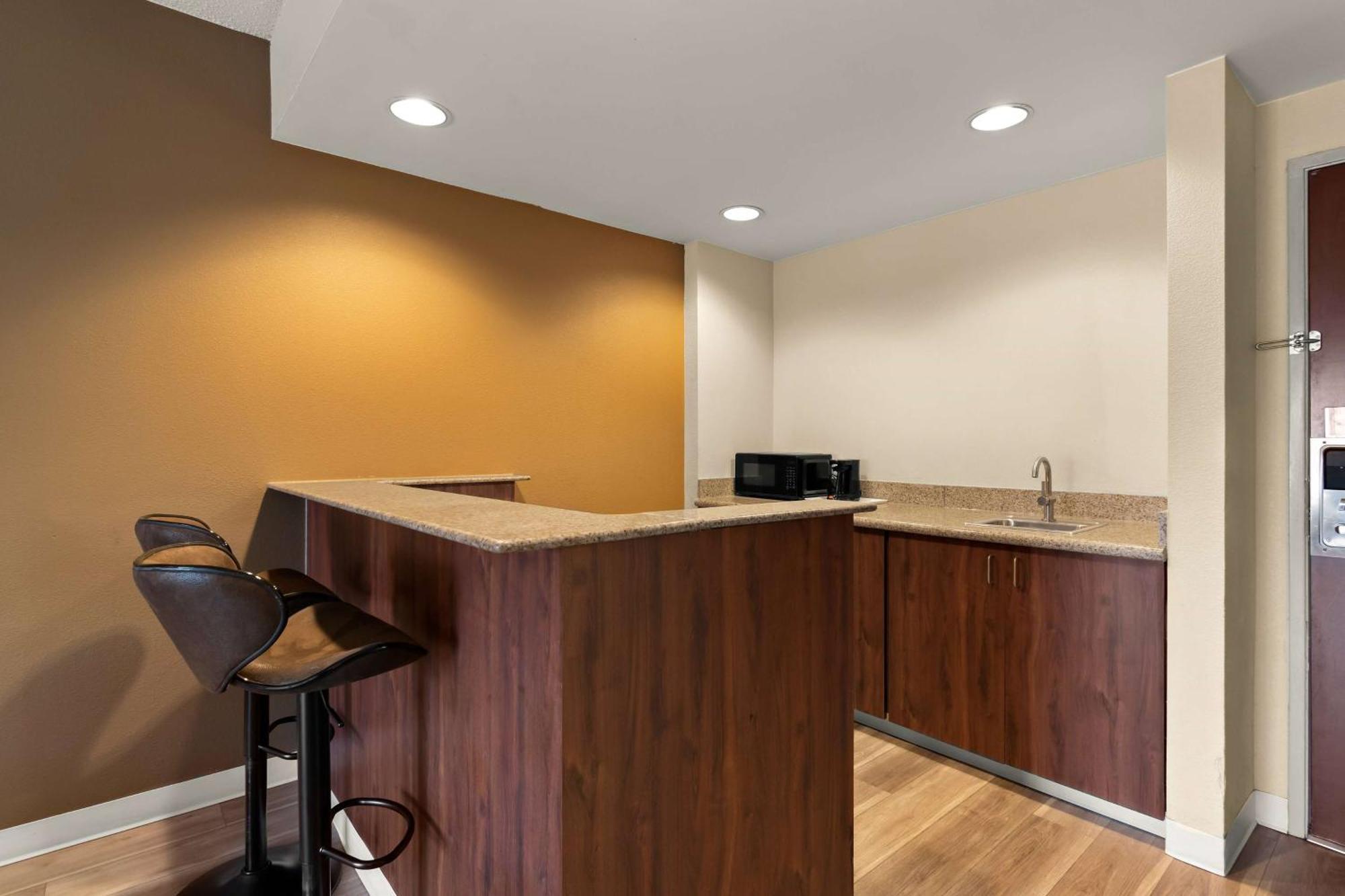 Ramada By Wyndham Harrisburg/Hershey Area Ngoại thất bức ảnh