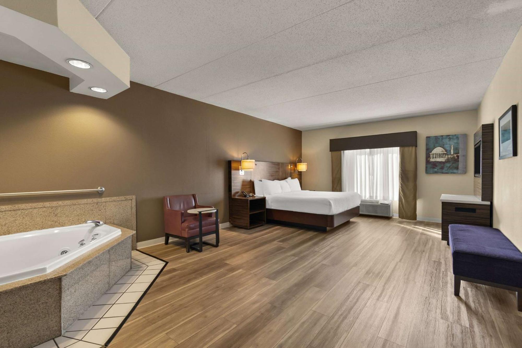 Ramada By Wyndham Harrisburg/Hershey Area Ngoại thất bức ảnh