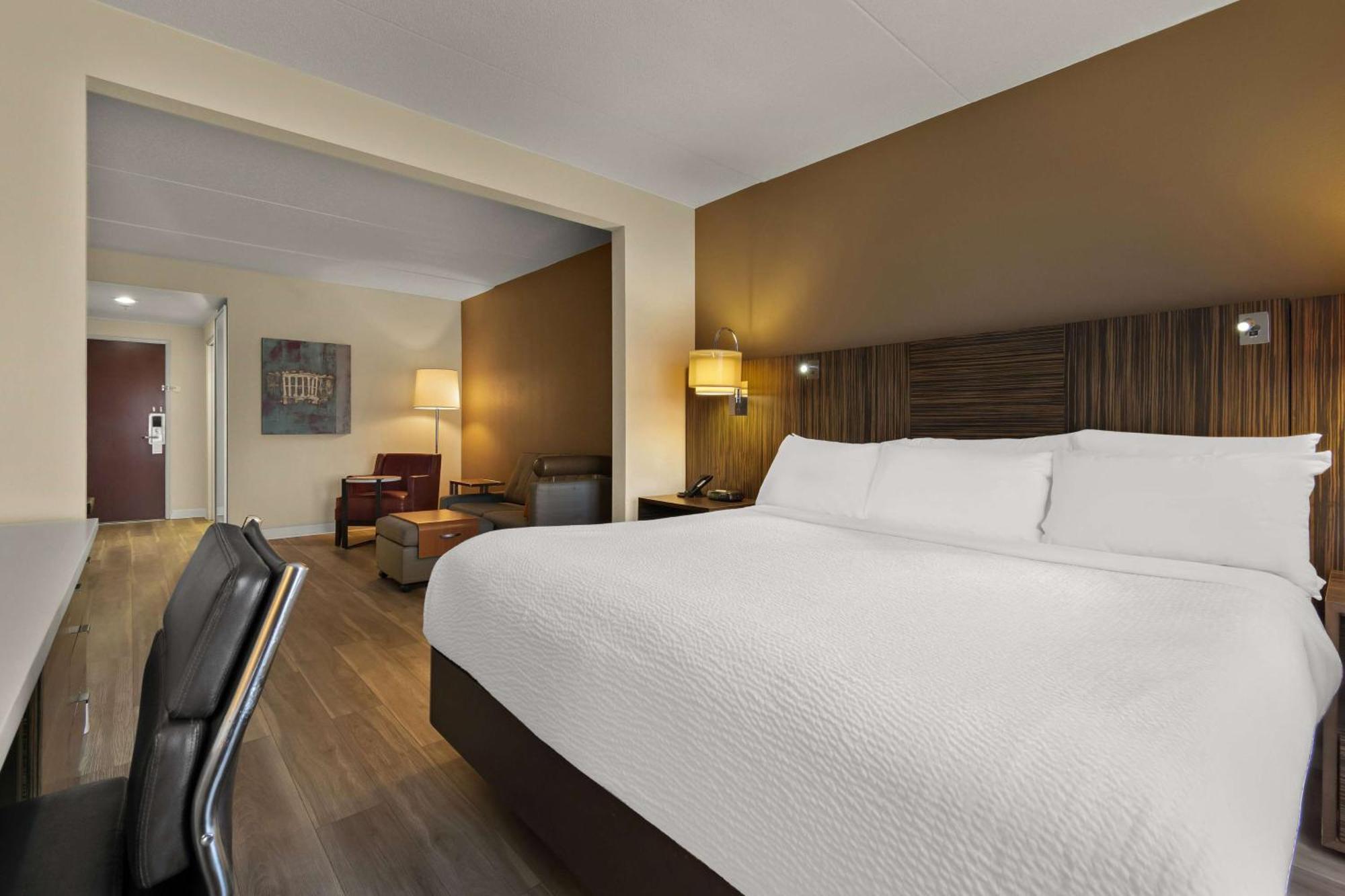 Ramada By Wyndham Harrisburg/Hershey Area Ngoại thất bức ảnh