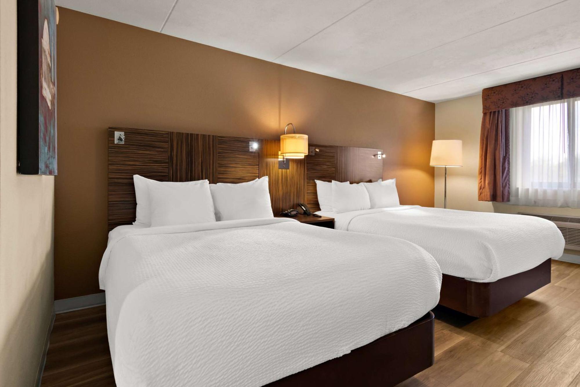 Ramada By Wyndham Harrisburg/Hershey Area Ngoại thất bức ảnh
