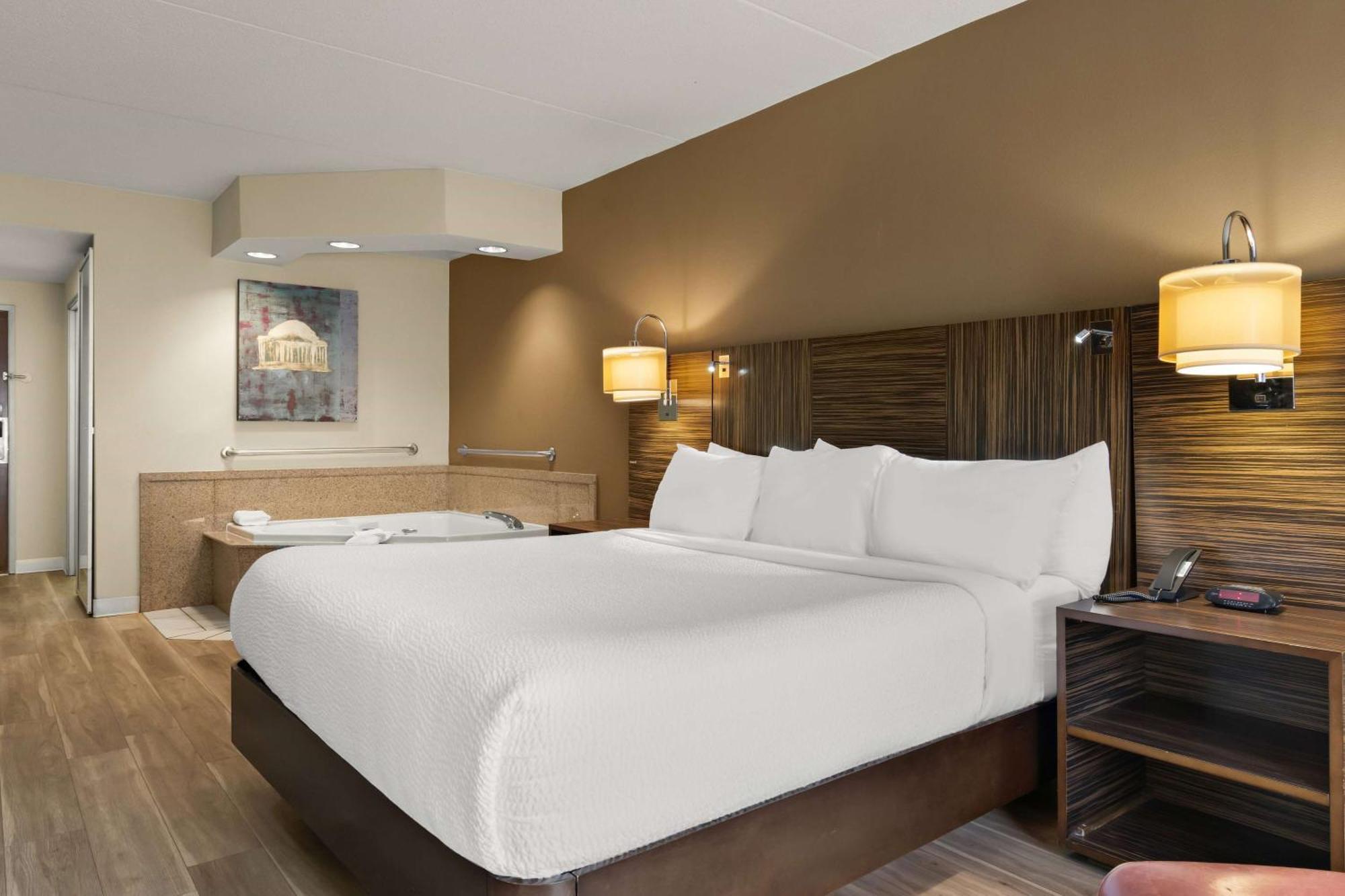 Ramada By Wyndham Harrisburg/Hershey Area Ngoại thất bức ảnh