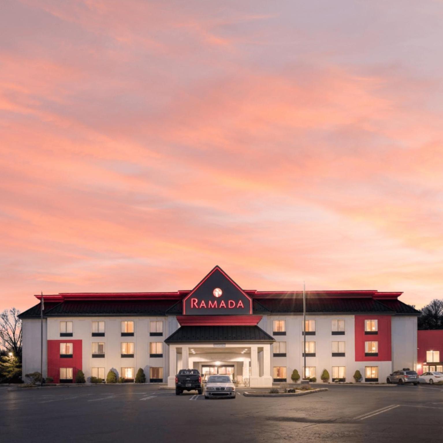 Ramada By Wyndham Harrisburg/Hershey Area Ngoại thất bức ảnh