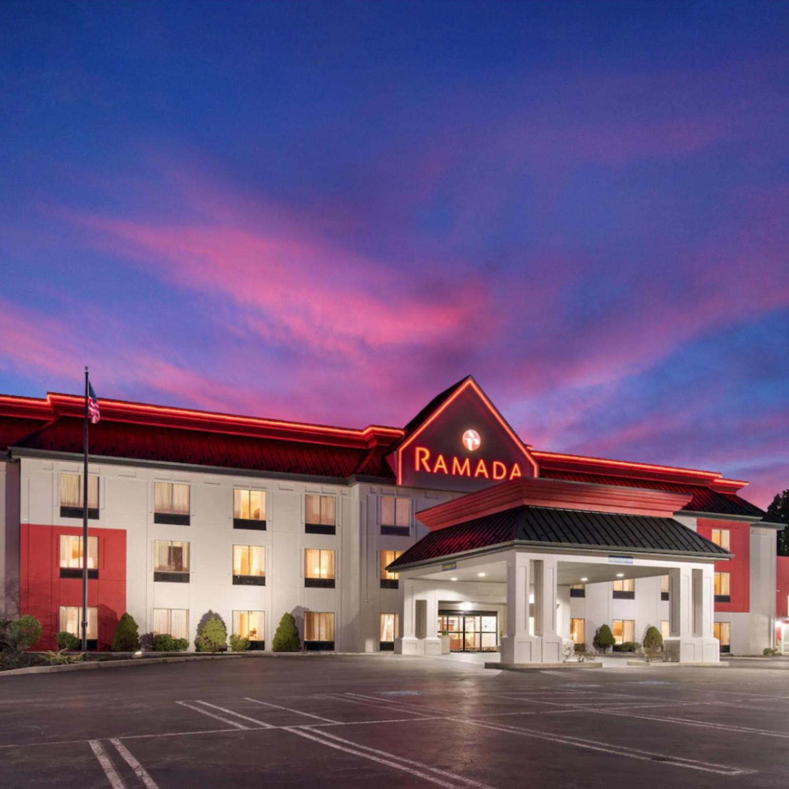 Ramada By Wyndham Harrisburg/Hershey Area Ngoại thất bức ảnh